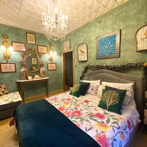  Apartment Venetian Dream